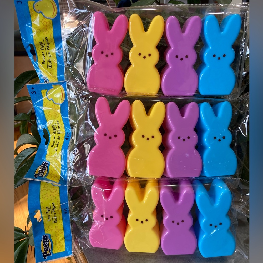 Peeps Bunny Shaped Easter Eggs Or Candy Container 3 Pack Set Of 12 Total Sealed